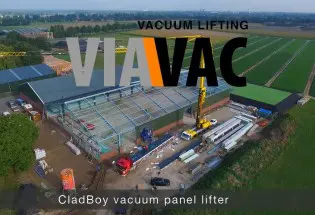 Video cladboy drone viavac